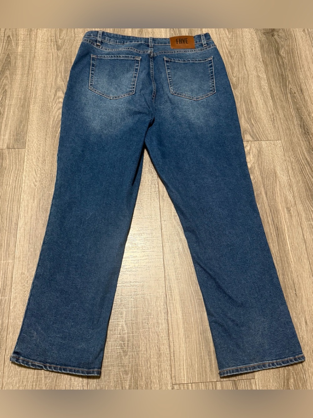 FRYE Jeans size 31